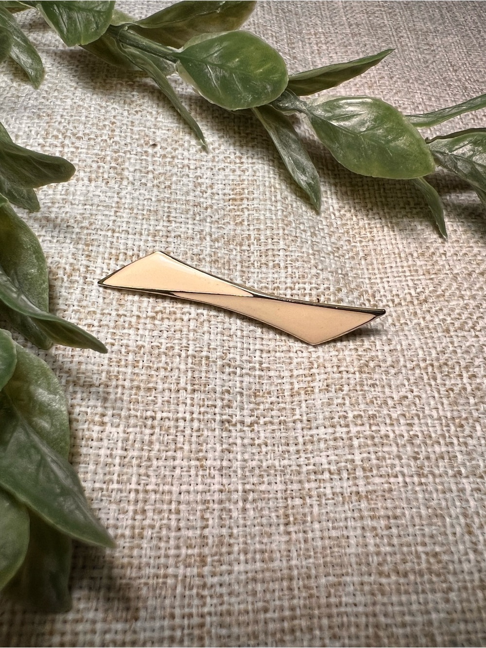 Sleek Minimalist Gold Bar Brooch with White Cream Enamel